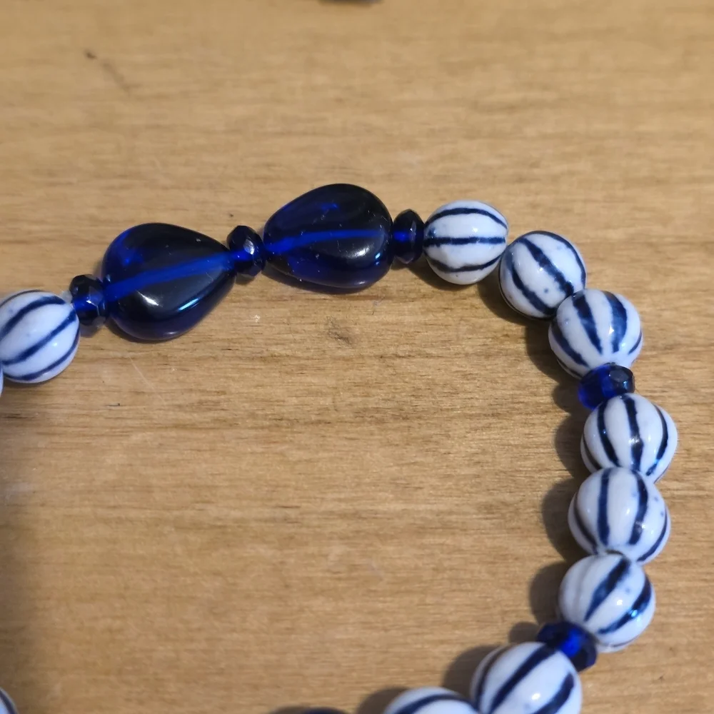 N/A elegant blue